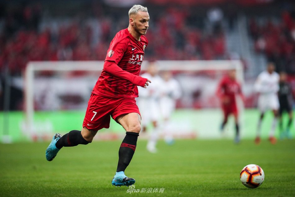 会上不避讳 会上不避讳