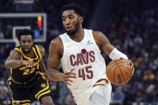 铜墙铁壁 铜墙铁壁