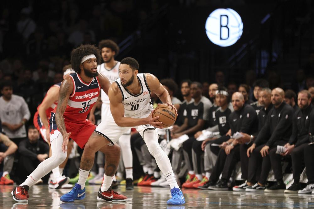 次吸引了众 次吸引了众